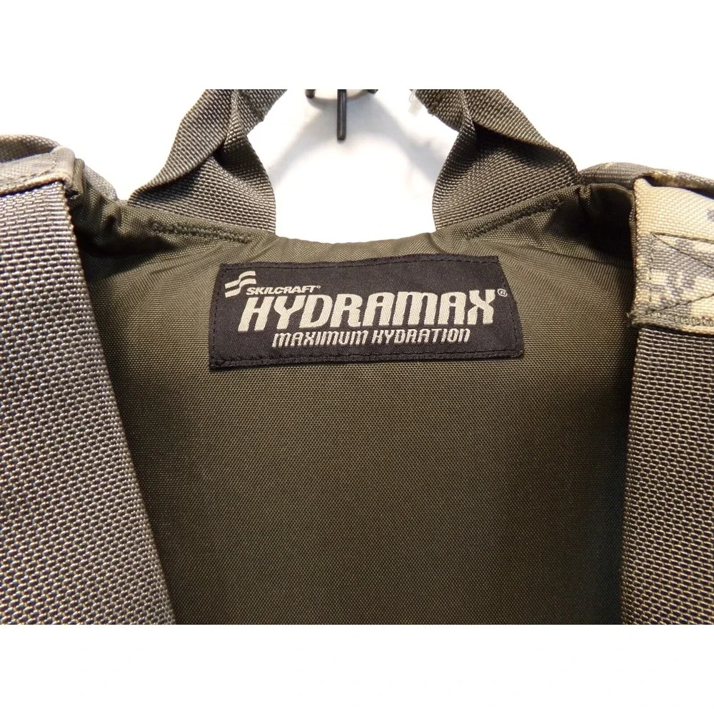 Skilcraft Hydramax Max Hydration‎ Digital Camo Bladder Included Camel Backpack